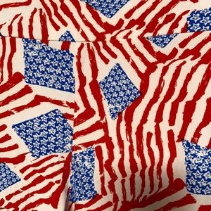 LuLaRoe American Flag Leggings Tall & Curvy 🇺🇸